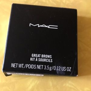 MAC Great Brows Kit
